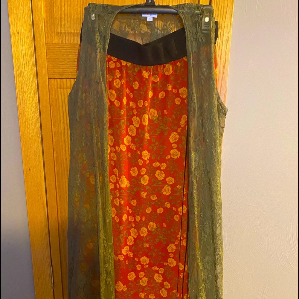 Lularoe Lace joy and Lucy skirt